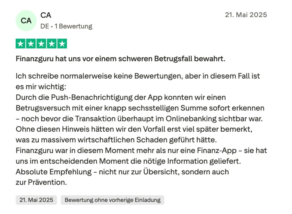 Screenshot einer Kundenbewertung. Der Kunde ist sehr zufrieden, weil er nicht Opfer eines Betruges geworden ist.